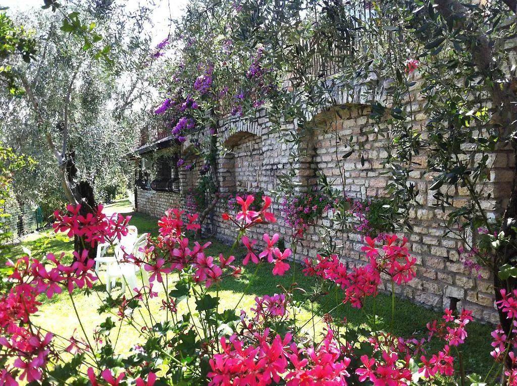 Hotel Villa Margherita Limone sul Garda 2*,